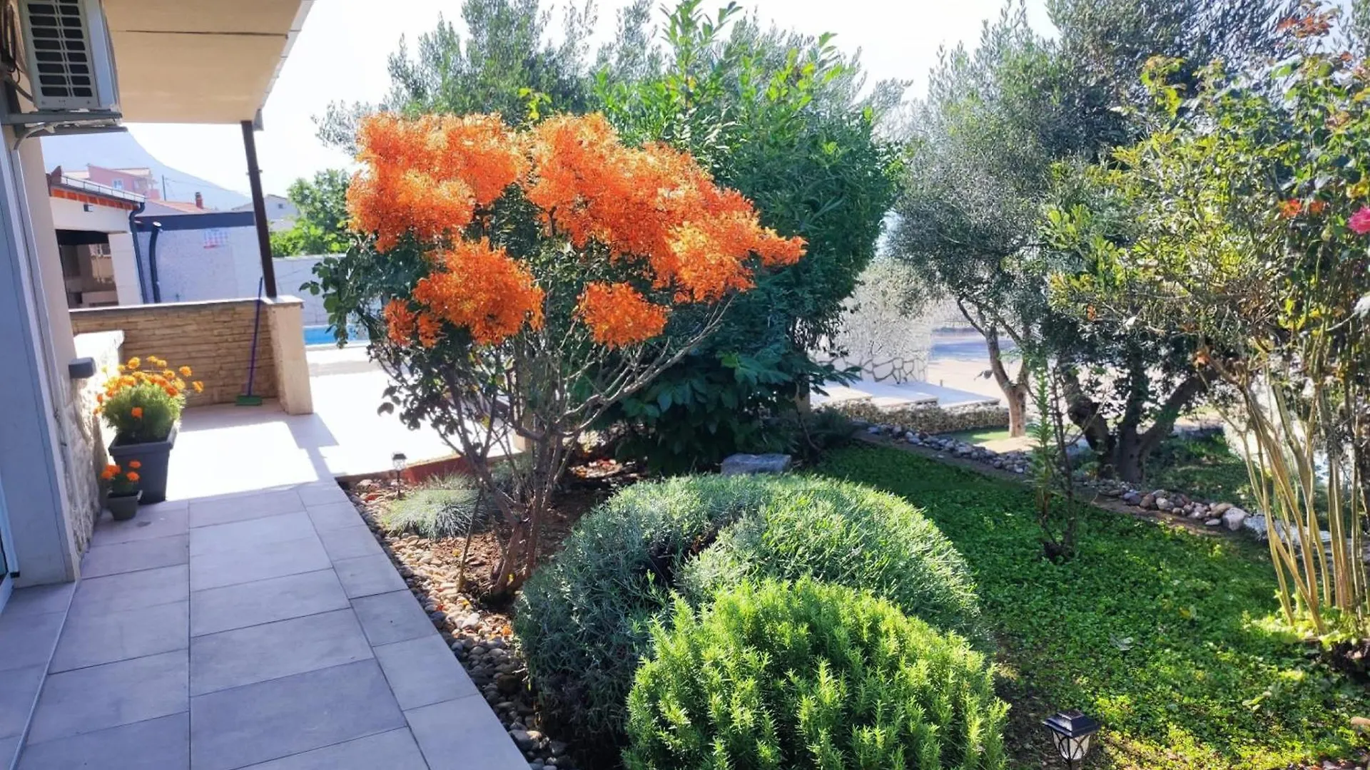 Holiday House Doris With Pool, Garden And View 0*, Kastela